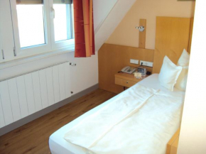  Hotel Alter Kranen  Вюрцбург
